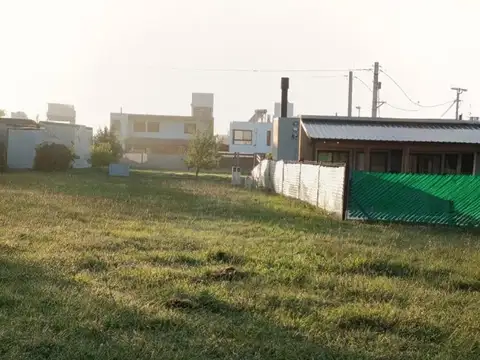 TERRENO EN TEJAS 4 BARRIO CERRADO - TOTALMENTE CANCELADO!