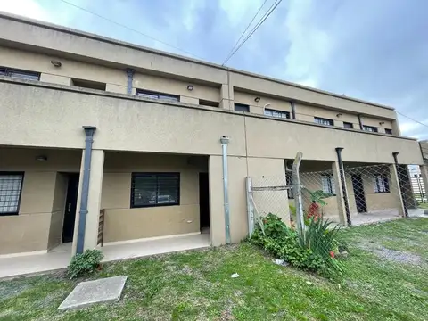 DEPARTAMENTO 2 AMBIENTES EN VENTA CON COCHERA EN SAN MIGUEL