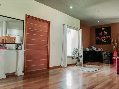 Casa en Venta en Benavidez, USD 500.000