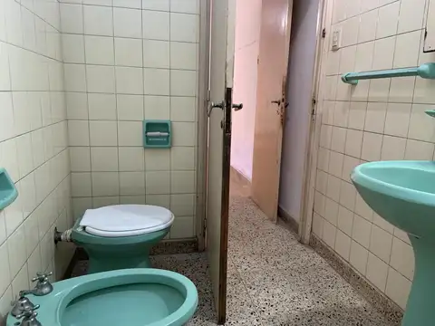 Casa de Pasillo NO PH, ambientes amplios y luminosos