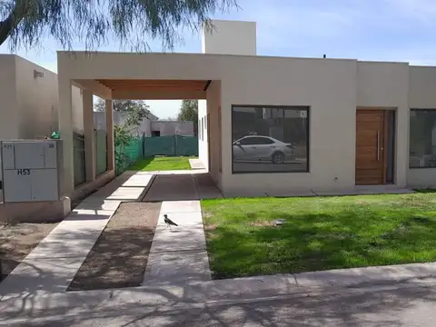 Venta casa a estrenar,   barrio  Lar de Drummond
