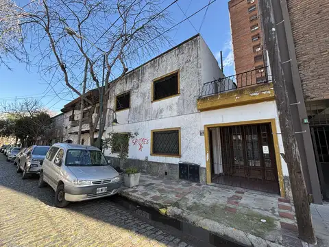 Casa en Venta con 1 cochera