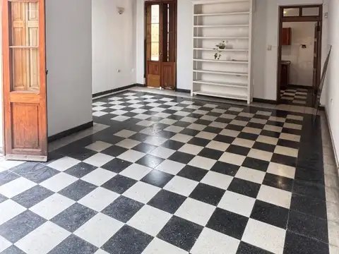 Casa en Alquiler al Oeste