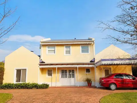 Alquiler temporario .Casa 5 amb en Club de Campo Pueyrredón