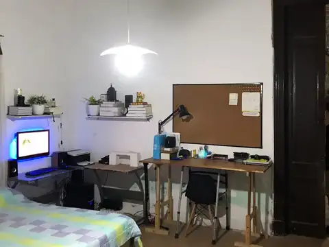 Casa 7 ambientes con 1 baño