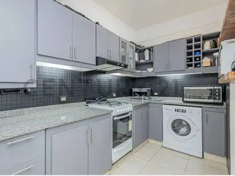 VENTA DUPLEX 4 AMBIENTES EN CONDOMINIO CON COCHERA EN RAMOS MEJIA