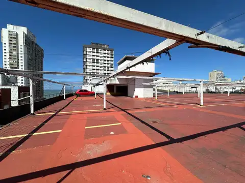 Cochera en Venta Semi cubie.