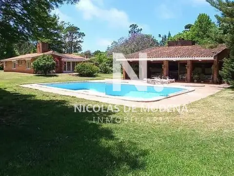 Casa en excelente ubicacion, ideal inversores.