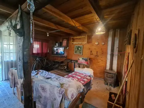 Casa 2 ambientes con 1 baño
