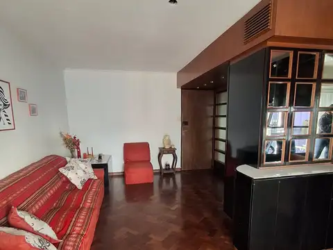 España 1000, Piso 6