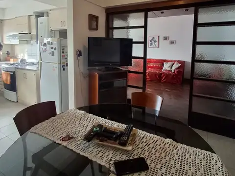 Departamento 6 ambientes con 1 baño
