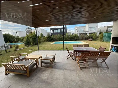 Casa en Alquiler 5 años