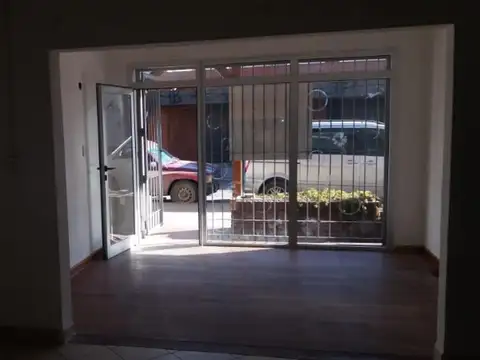 Local en Alquiler en Zárate, $ 550.000