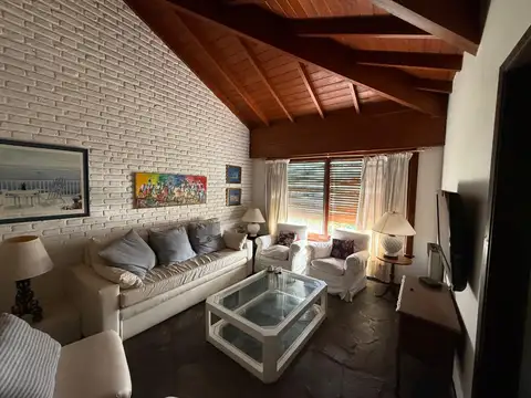 Casa en Alquiler Temporal en Centro, USD 2.600