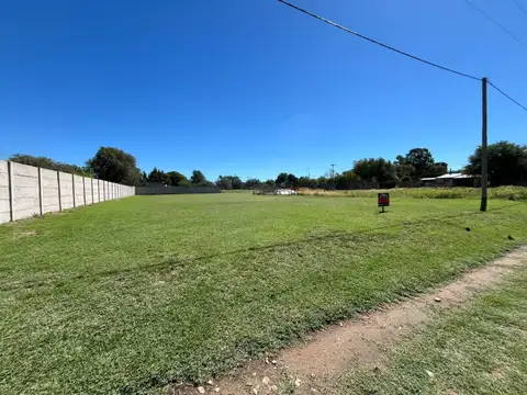 Terreno en Venta 20  mts Fondo