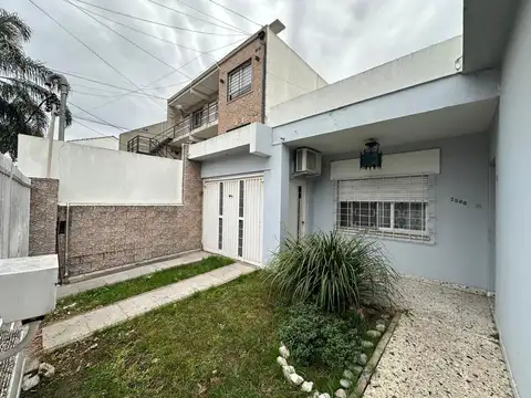JUAN DEL CAMPILLO 2500, Piso 0