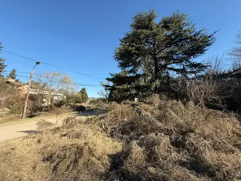 VENTA LOTE 587 METROS VILLA DEL LAGO. CARLOS PAZ