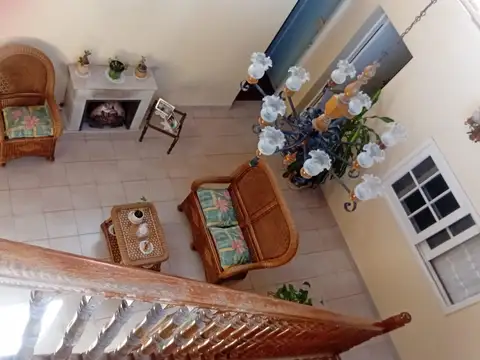 Casa 5 ambientes con 1 baño