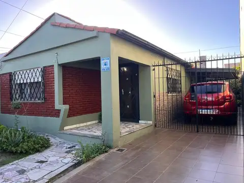 VENTA EN BLOQUE 2 CASAS EN LOTE PROPIO