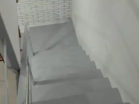 Depto Tipo Casa en Alquiler de 2 dormitorios