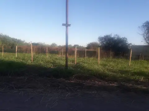 LOTE EN SOURIGUES - U$S 90.000.-