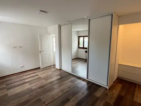 Casa - República de la Sexta