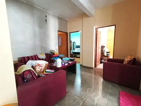 Depto Tipo Casa 7 ambientes con 2 baños