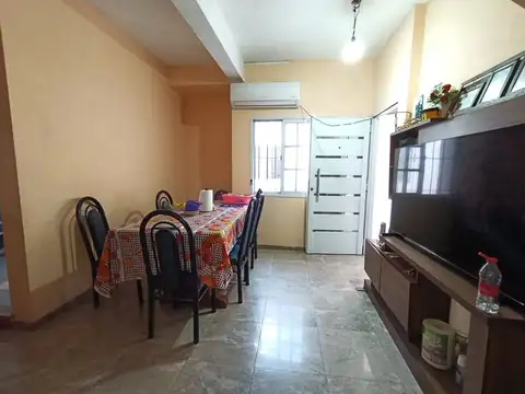 Depto Tipo Casa en Venta de 6 dormitorios