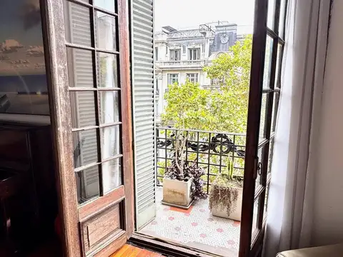 Departamento en Venta 100 años