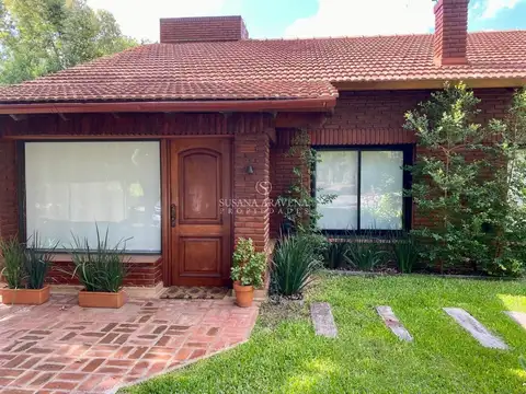 Casa  en Venta en Larena Country Club, Pilar, G.B.A. Zona Norte