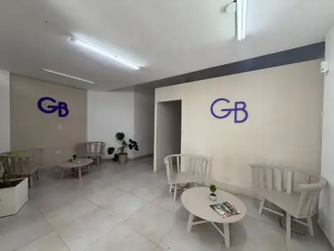 Oficina 4 ambientes con 1 baño