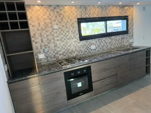 A ESTRENAR. PB.  Casa en venta en Pilar del Este - Santa Emilia