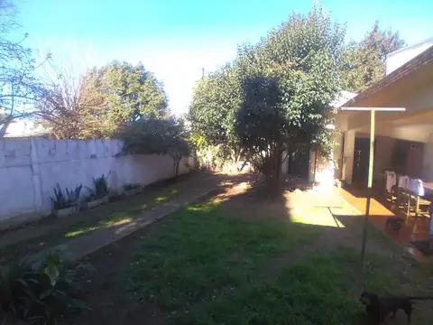 Depto Tipo Casa 4 ambientes con 2 baños