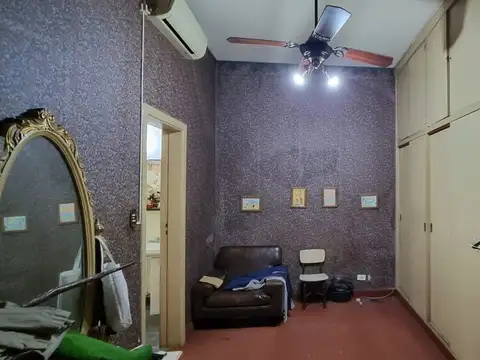 Depto Tipo Casa en Venta 50 años