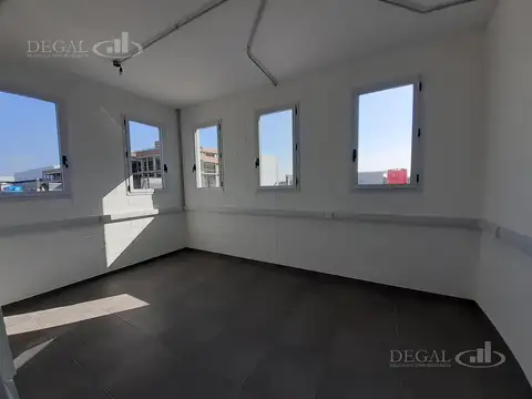 Alquiler Galpón en Carlos Spegazzini