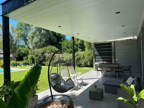 VENTA Casa De Diseño en Los Cardales Country Club