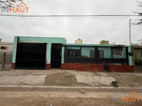 Casa en una planta a refaccionar Cipolletti