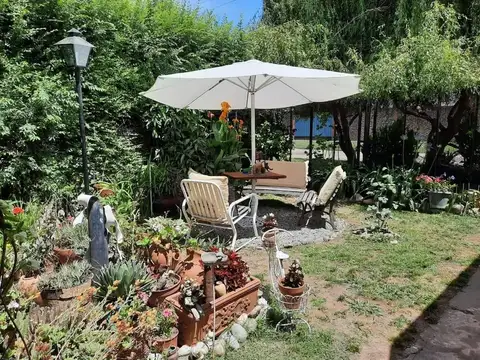 Casa de 3 ambientes en venta!