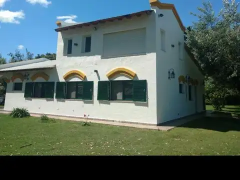 FES. Venta Casco de Estancia Colonial. 10 has. Luján.