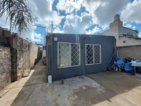 Depto Tipo Casa en Alquiler de 4 ambientes