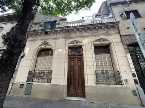 ALQUILER COMERCIAL CABALLITO CASA 8 AMBIENTES