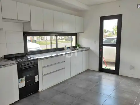 Casa en Venta en Puertos - Acacias, USD 245.000