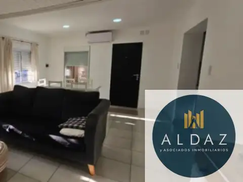 Casa 2 ambientes con 1 baño