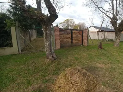 Cantilo nº 213 e/OHiggins y Castelli