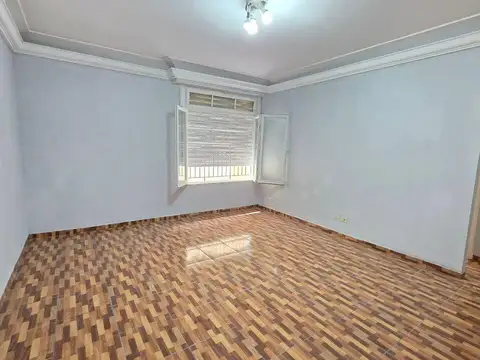 Luminoso Departamento de 80 m² con 3 Dorm. en Alquiler en Balvanera