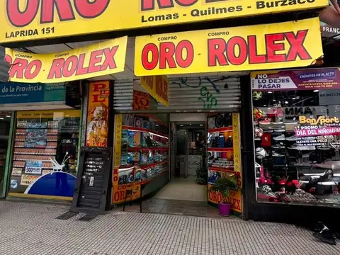 LOCAL DISPONIBLE EN PLENA PEATONAL