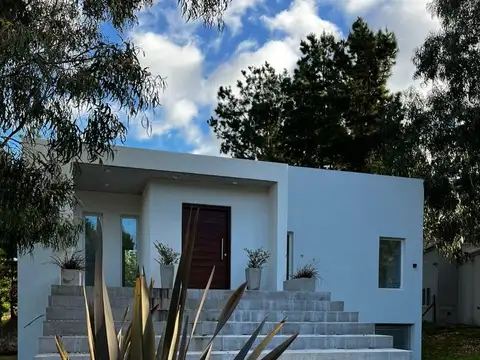 Casa en Venta en Pinamar, USD 290.000