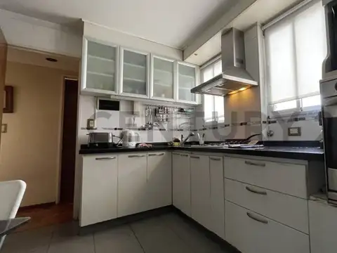 Departamento en Venta en Flores, USD 185.900