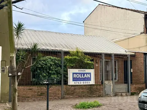 Inmueble Multifamiliar de 7 amb  s/amp lote  EN VENTA  Villa Adelina