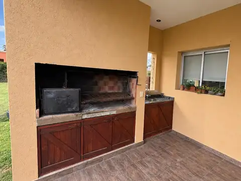 Venta | Casa  4 ambientes con dos amarras | Vila Marina | Tigre
